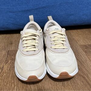 Nike Cream and White Casual Sneakers